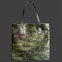 Picture of black multicam tote